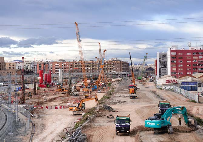 Equipos de Rodio Kronsa ejecuta mediante Jet grouting un tapón de fondo en el nuevo Canal de acceso de Valencia